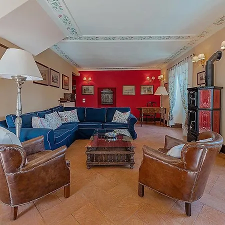 San Siro Sleeps 8 Pool Air Con Wifi * San Siro (Lombardy)