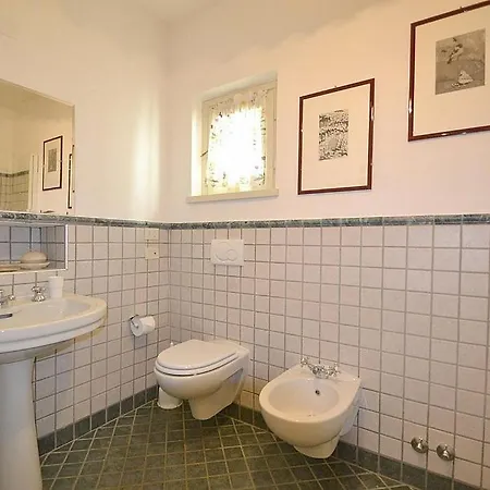 Villa San Siro Sleeps 8 Pool Air Con Wifi *