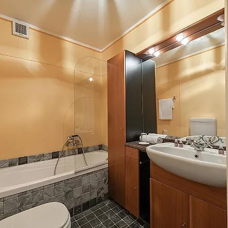 San Siro Sleeps 8 Pool Air Con Wifi San Siro (Lombardy)