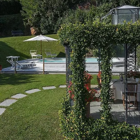 San Siro Sleeps 8 Pool Air Con Wifi * San Siro (Lombardy)