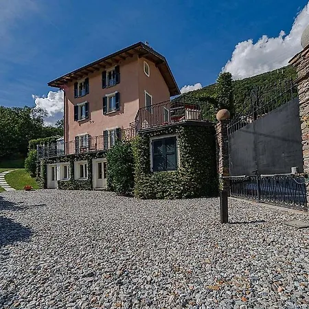 San Siro Sleeps 8 Pool Air Con Wifi * San Siro (Lombardy)